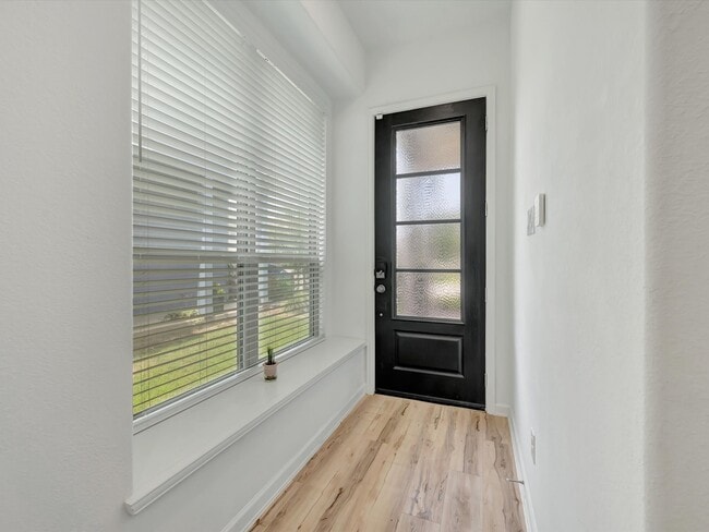 Photo - 10630 Cabot Trl