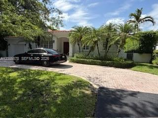 Photo - 1237 Aduana Ave