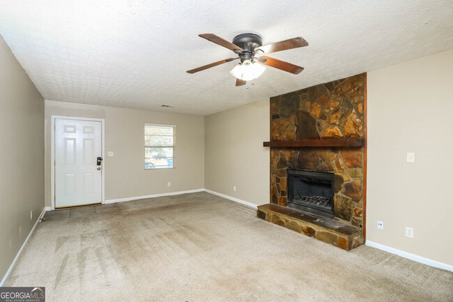 Photo - 5850 Bearing Way