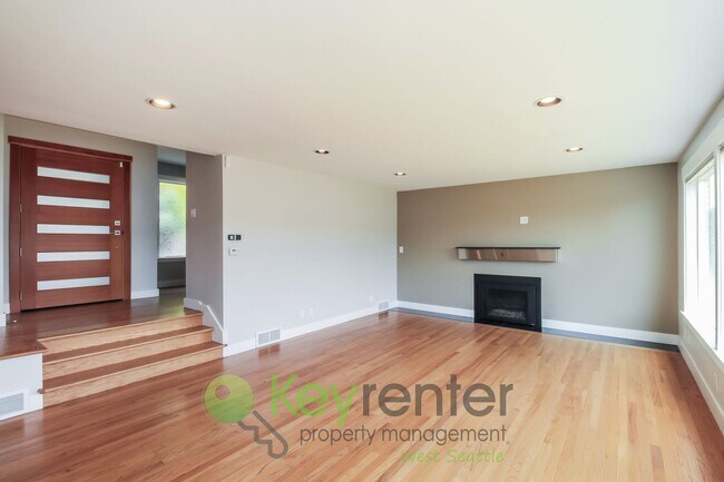 Photo - Waterfront Elegance with Private Dock and ...