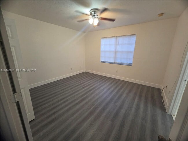 Building Photo - 2532 SW 85th Terrace