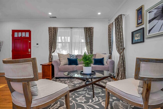 Photo - 2611 159th St