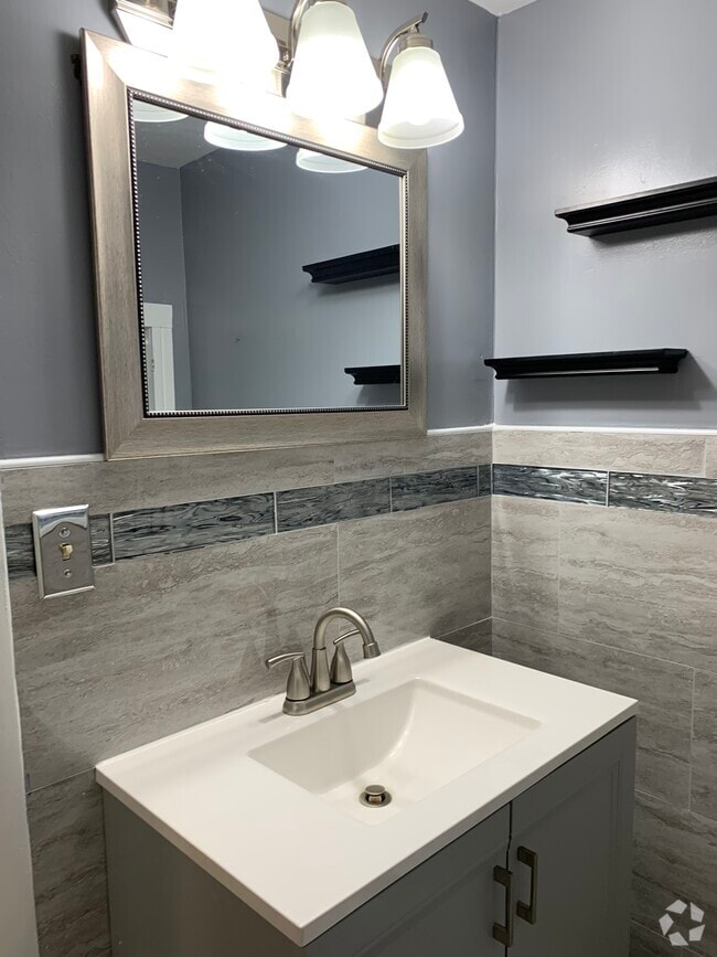 Building Photo - 888 Grafton St Unit 2 Rental