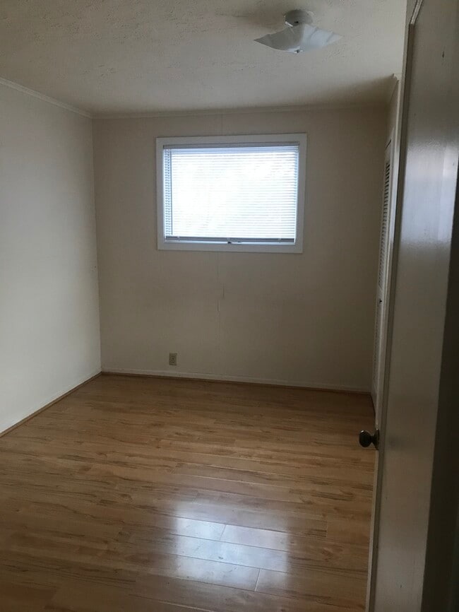 Photo - 116 Burlington Ave