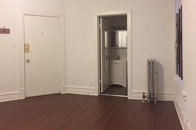 Photo - 5405-5407 S. Woodlawn Avenue
