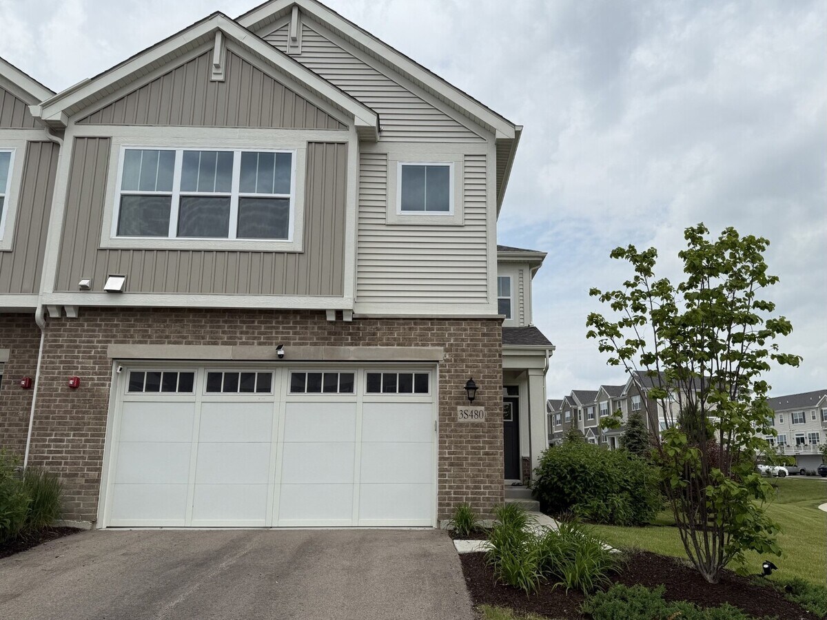 Photo - 3S480 Lambe Ln Townhome