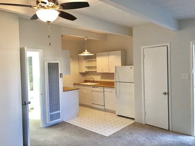 Photo - Chestnut Avenue Apartments