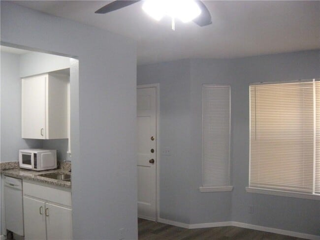 Photo - 3400 Speedway Unit 106