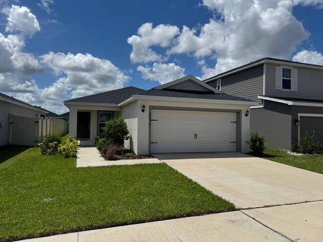 Building Photo - Charming Winter Haven Rental!