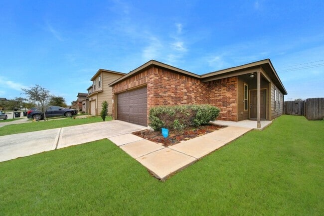 Photo - 2619 Skyview Silver Dr