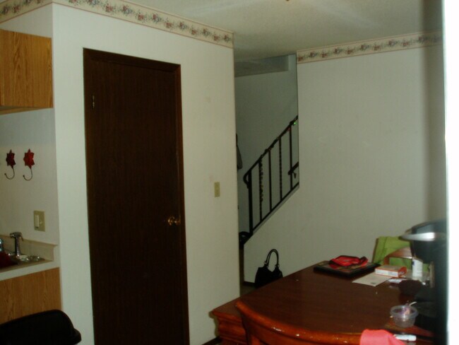 Photo - 3420 Harcourt Dr