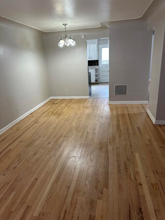 Photo - Race Street Apartments