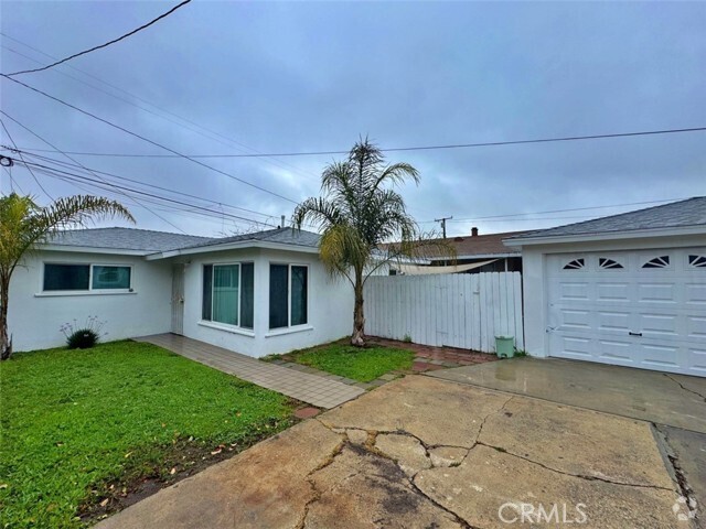 Building Photo - 4225 W 169th St Rental