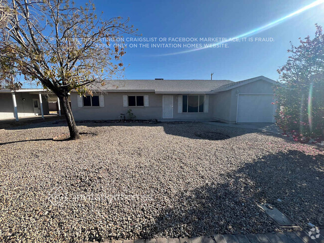 Building Photo - 31 S Sahuaro Dr Rental