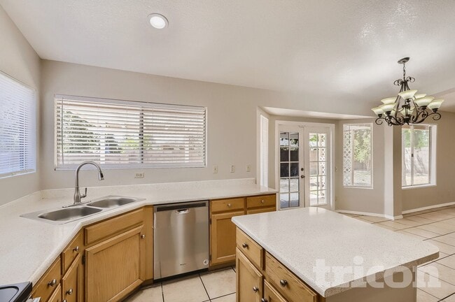 Photo - 8511 W Orange Dr