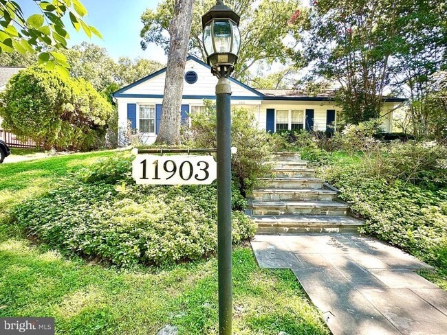 Building Photo - 11903 Henry Fleet Dr Rental