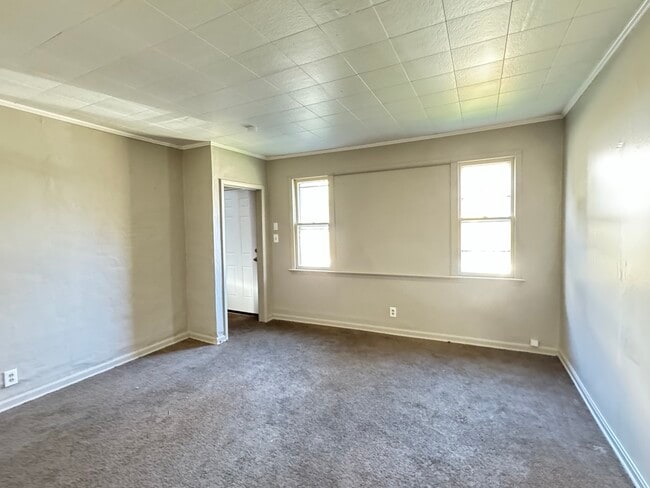 Photo - 748 Corley St