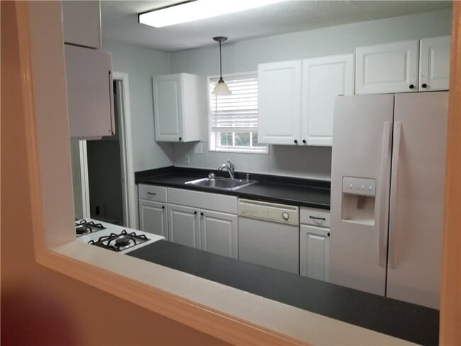 Photo - 107 Sterling Ct