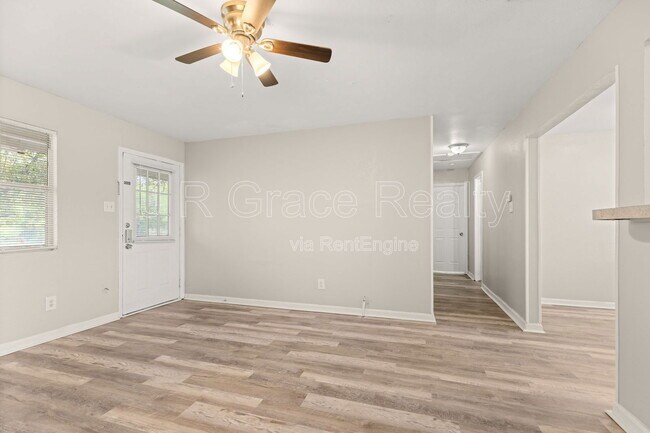 Photo - 4404 Pecan Ln