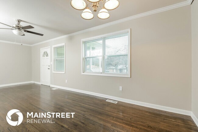 Photo - 716 71st Pl S