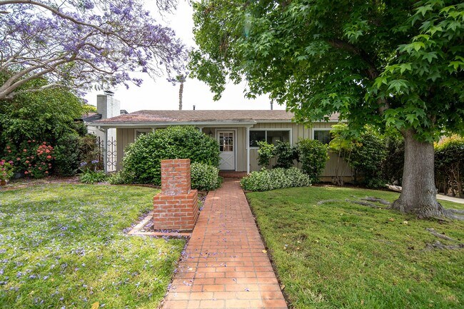 2111 Emerald St Unit 2111