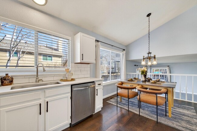 Photo - Updated 4bed in Parker!