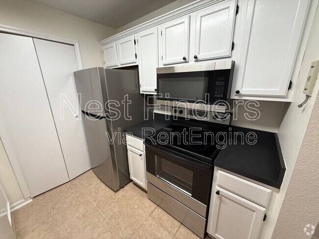 Building Photo - 7701 Timberlin Park Blvd Rental