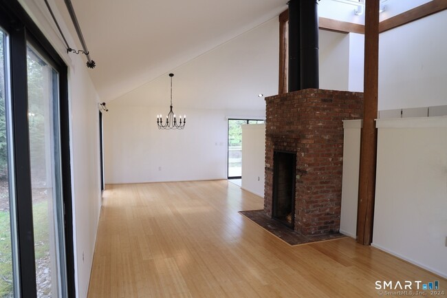 Photo - 3 Edgewood Cir