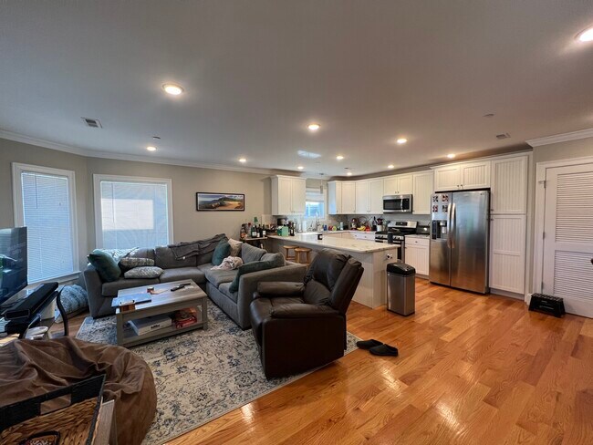 Photo - 118 Holland St Unit 1L