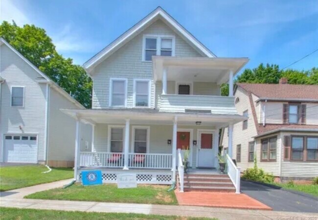 Photo - 32 Turner Ave Unit 32 Turnor Ave