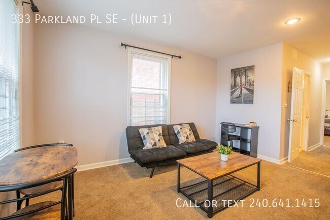 Photo - 333 Parkland Pl SE Unidad ( 1)