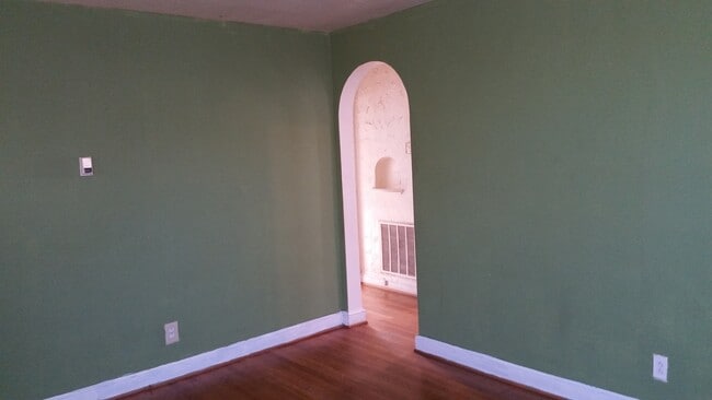 Photo - 130 Leavenworth St