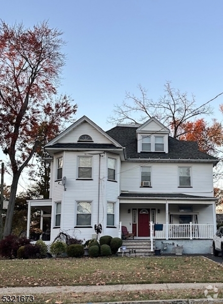 Building Photo - 203 E 3rd Ave Unit 1 Rental