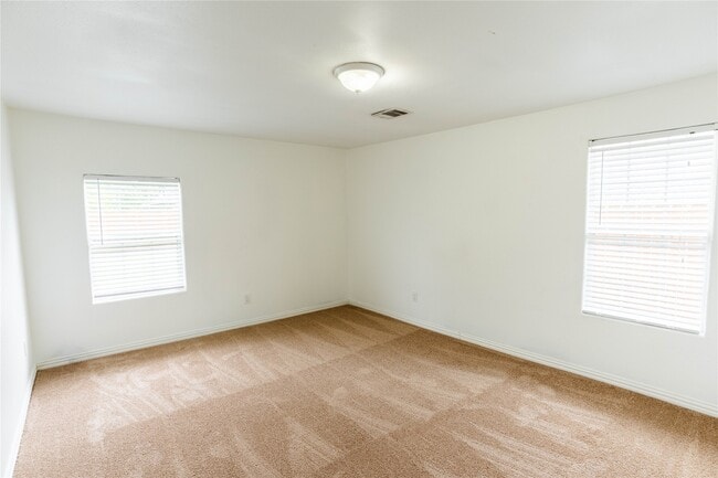 Photo - 119 S Carroll St