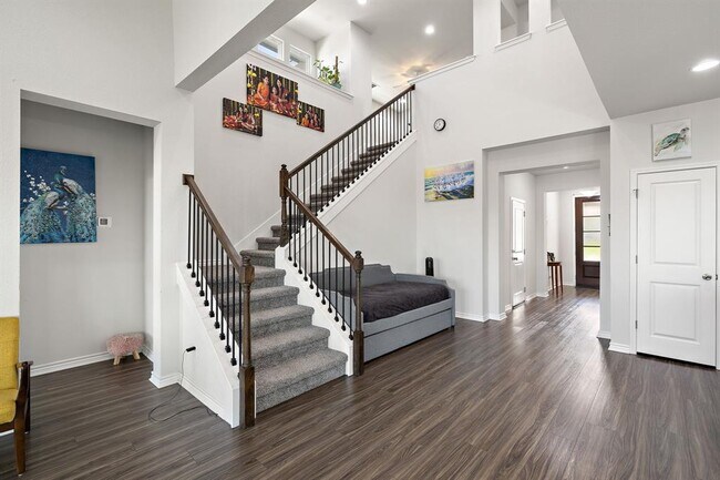 Photo - 109 Broken Oak Dr
