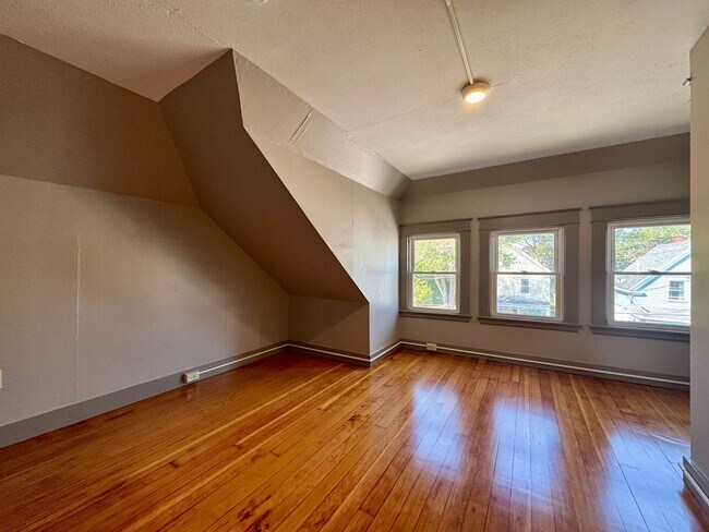 70 Angell Ave Unit A-3