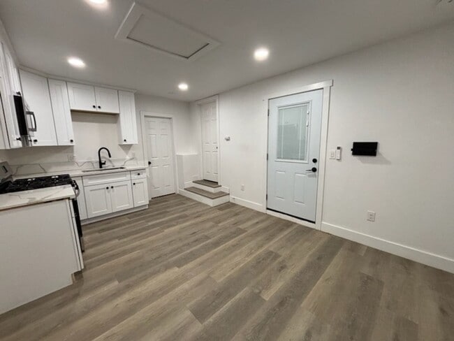 Photo - 3488 2nd St Unidad 3486 2nd St