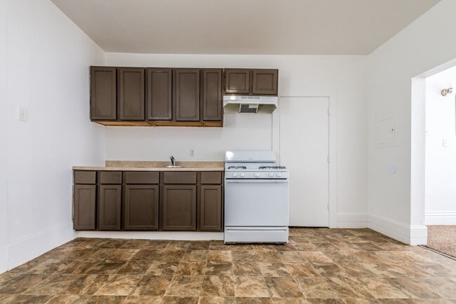 41 E 156th