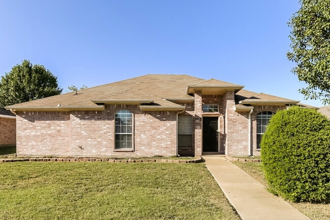 Photo - 1755 Reynolds St House