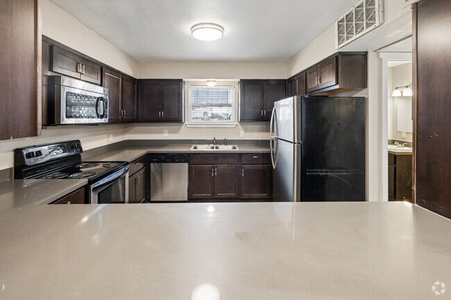 2BR, 2.5BA - 1,152SF - Kitchen