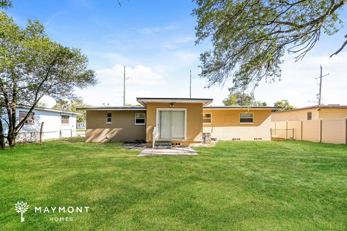 Photo - 6308 Merrill Rd