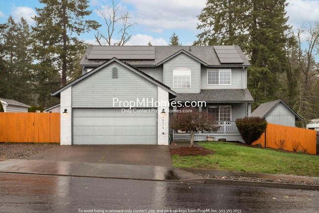 Luxury Three Bedroom Home in Oregon City! - Luxury Three Bedroom Home in Oregon City!