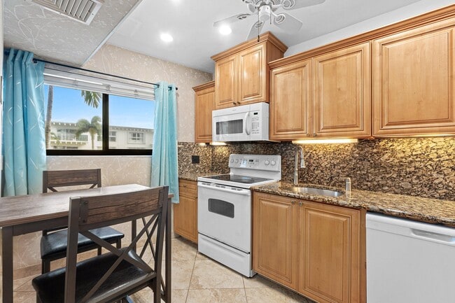 Photo - 3605 S Ocean Blvd