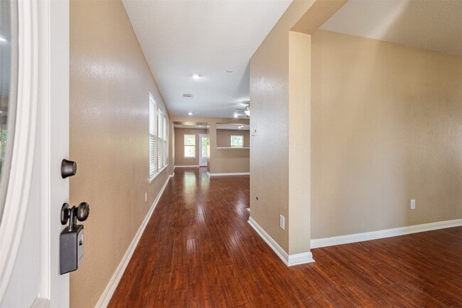 Photo - 15823 Kings Cypress Ln