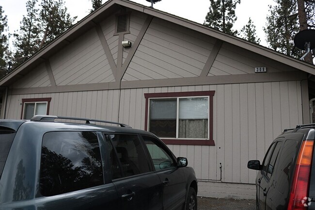 Building Photo - 308 W Big Bear Blvd Unit #2 Rental