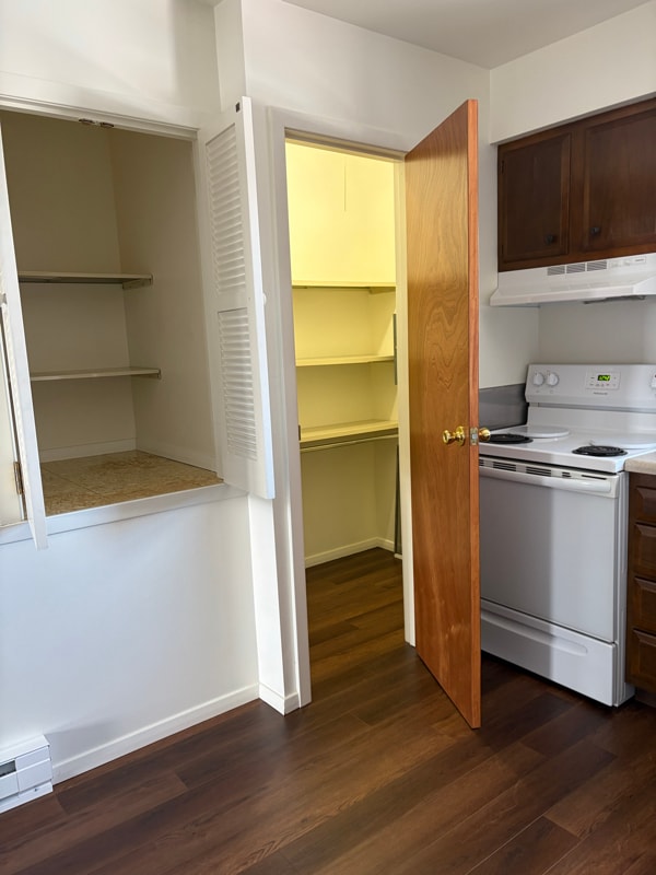 Photo - 1717 Moore St Unit 2