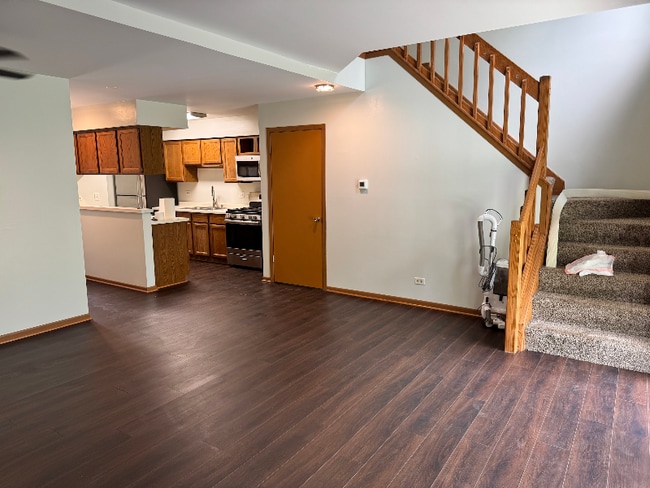 Photo - 1407 Oak Leaf Ln