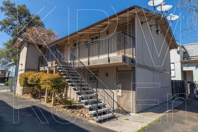 Photo - 1028 N Commerce St Condo Unit 6