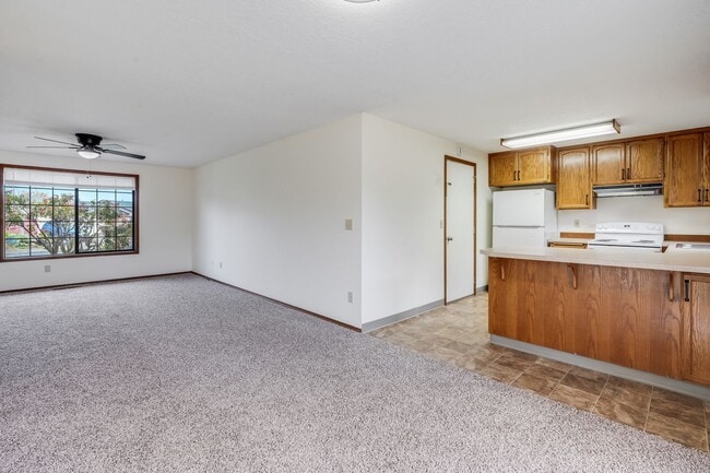 Photo - FEW1330-1332 Unit FEW1332