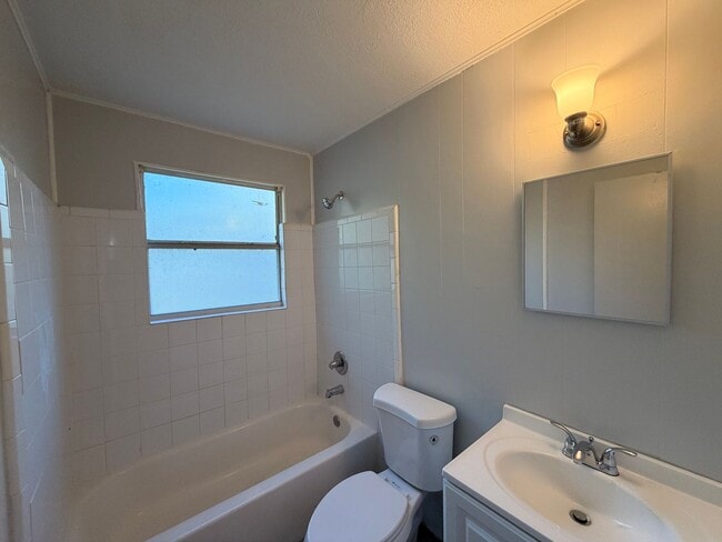 Photo - Updated & Affordable 2/1 Gem in Westside Jax!